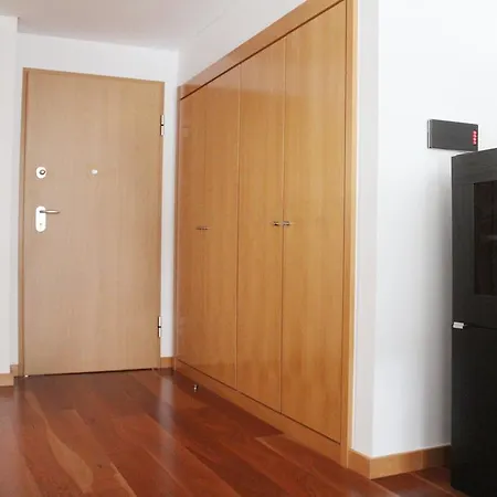 Graca Apt - Lisbhome *